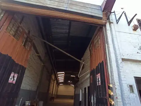 Galpon en Venta 10  mts Frente