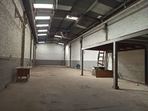 Galpon en Venta en Vicente Lopez, USD 400.000