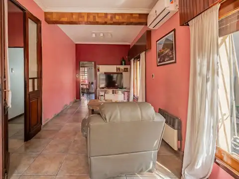 Casa 3 ambientes - Apto Credito - Venta/Permuta