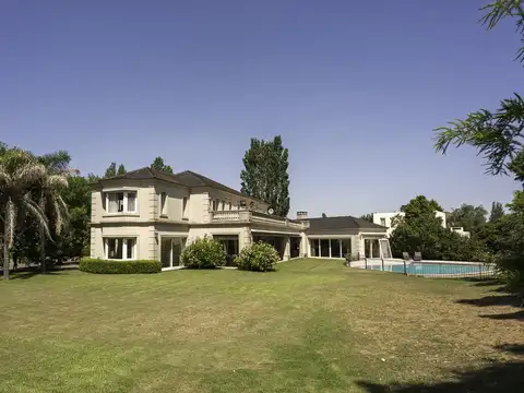 Casa en Venta en Pilar, USD 1.380.000