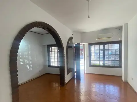 Depto Tipo Casa 3 ambientes con 2 baños