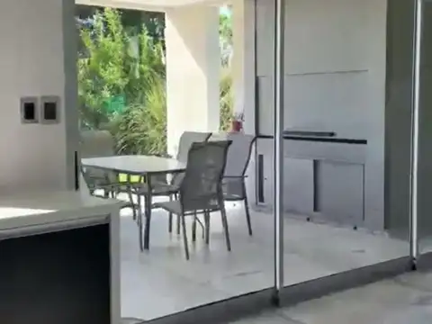 Casa en Alquiler al Sur