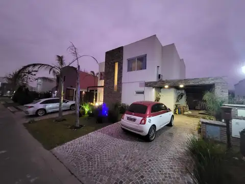 Casa en Venta en La Cañada de Pilar - Los Robles, USD 280.000