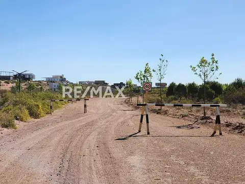 Terreno en Venta en Picun Leufu, USD 14.000