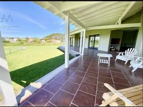 Casa en Venta en Arenas del Sur, USD 320.000