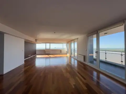 Departamento en Alquiler de 5 ambientes