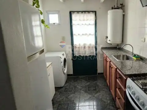 Casa 5 ambientes con 1 baño