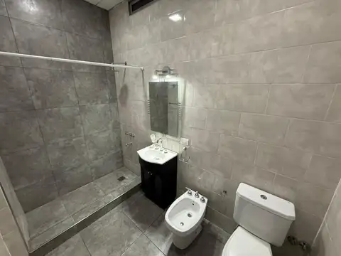 Local en Venta en Jose Leon Suarez, USD 85.000