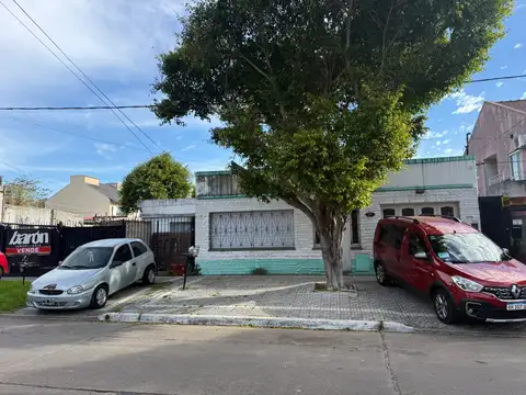CASA EN VENTA 3 AMB, LOTE DE 8,66 X 48,80