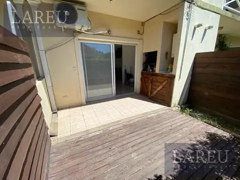 Departamento en Alquiler con 1 cocheras