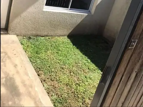 Depto Tipo Casa en Venta de 2 ambientes