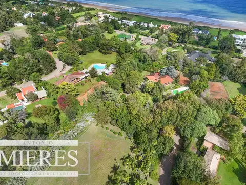 Venta excelente padrón a metros del mar- Solanas