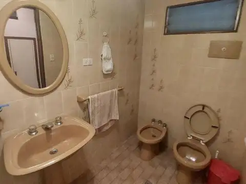 Casa en venta - 2 Dormitorios 1 Baño - Ensenada