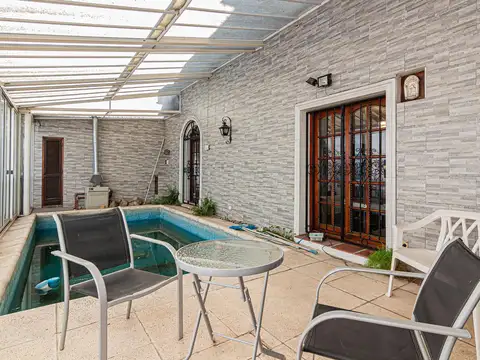 Casa Monoambiente con 4 baños