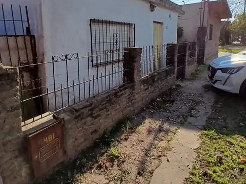 VENTA DE CASA MULTIFAMILIAR.