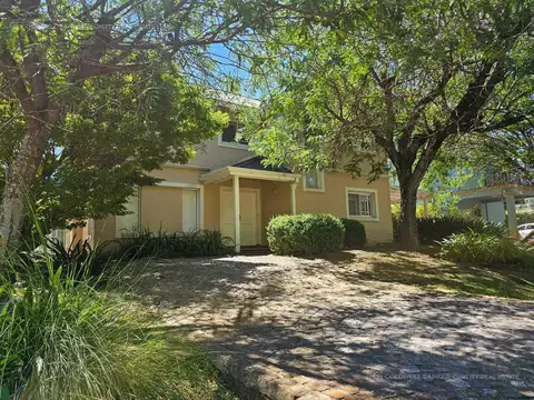Casa en venta Benavidez a metros de la panamericana