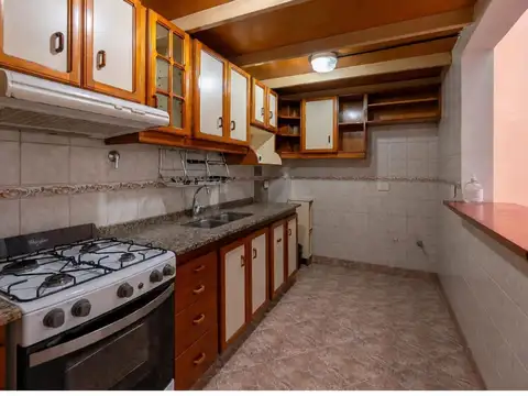 VENTA PH 4 AMB CONSTITUCION PB FRENTE RECICLADO