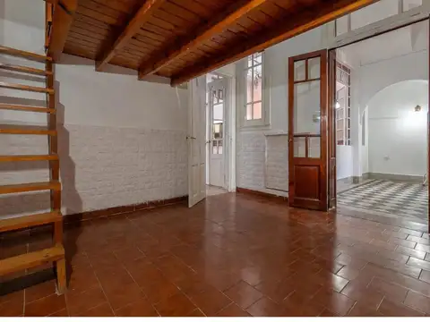 Depto Tipo Casa 4 ambientes con 1 baño