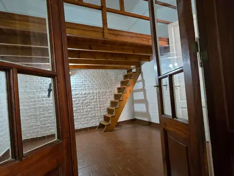 Depto Tipo Casa en Venta 86 años