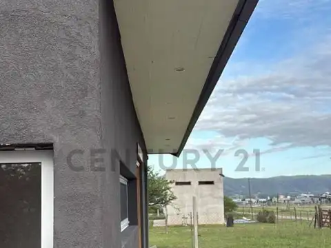 CASA A ESTRENAR LOS ESPINILLOS POTRERO DE GARAY DOS DORMITORIOS