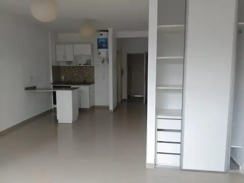 Departamento en Venta en Parque Centenario, USD 64.000