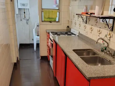 VENTA 2 AMBIENTES EN VILLA CRESPO SOBRE AV. CORRIENTES!