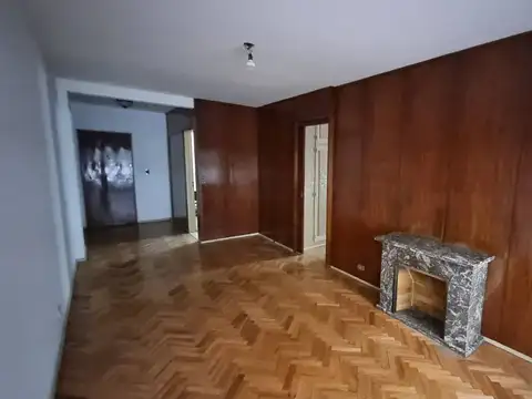 VENTA DEPTO 3 AMB FRENTE C/DEPENDENCIA Y COCHERA
