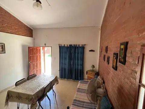 Casa en Alquiler Temporal con 1 cochera
