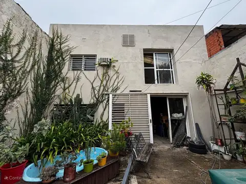 Casa en Ludueña-Galpon