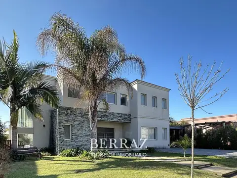 Casa Alquiler Temporario 5 ambientes a la laguna en San Francisco Villanueva lote de 818,25 m2