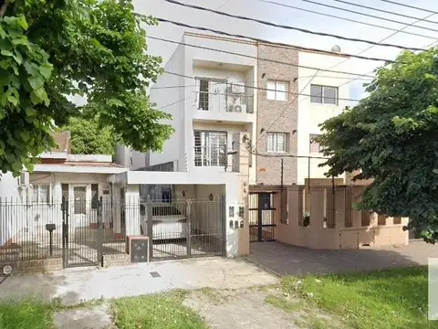 Departamento en venta - 1 Dormitorio 1 Baño 1 Cochera -  Merlo