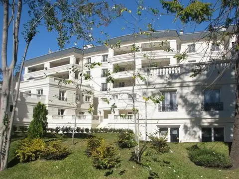 Alquiler Departamento Barrancas al Rio | 3 Dormitorios, Dependencia y 2 Cocheras