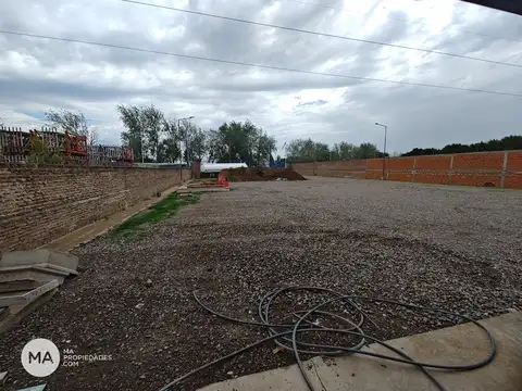 Galpon en Venta 35  mts Fondo