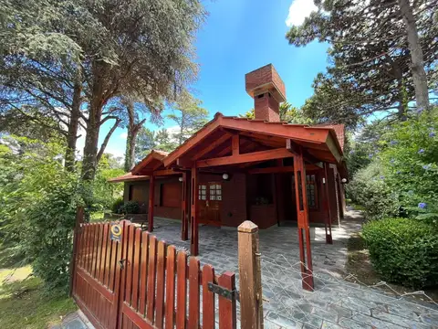 Casa en alquiler temporario de 3 domitorios en Pinamar