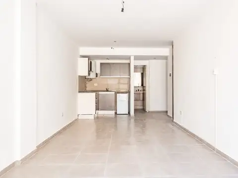 MONOAMBIENTE CON PATIO APTO PROFESIONAL EN VENTA