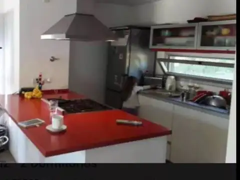 VENDE CASA 3 AMB BARRIO CERRADO ALTOS DE MANZANARES- PILAR-