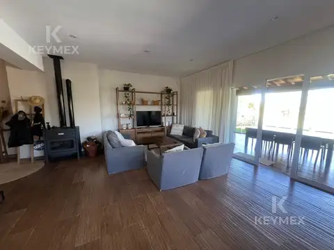 Casa en Venta en El Naudir, USD 293.000