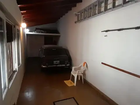 CASA EN VENTA  SALVADOR SOREDA AL 6000, WILDE 5 Amb