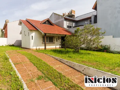 Casa funcional a pasos del mar - C846