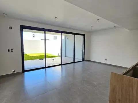 Brisas De Manantiales
