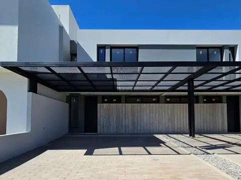 Brisas De Manantiales