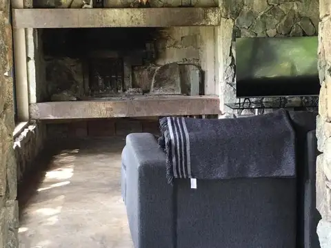 Se vende casa+cabaña con costa Rio en Nono, Traslasierra