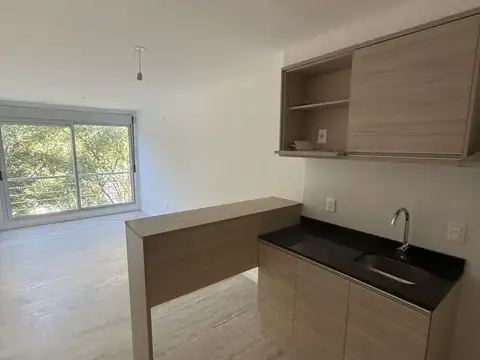 Charrua 1900, Piso 6