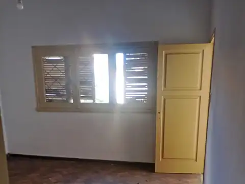 Casa en Venta en Alto Alberdi, USD 88.000