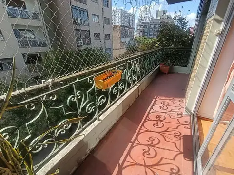 Departamento en Alquiler con 1 cocheras