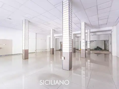 Oficina en Alquiler al Este
