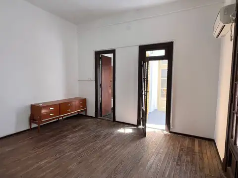 Depto Tipo Casa 6 ambientes con 4 baños