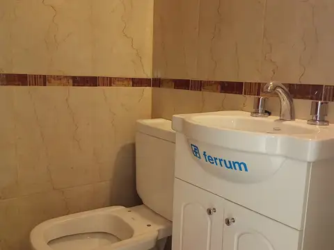 Depto Tipo Casa 3 ambientes con 1 baño