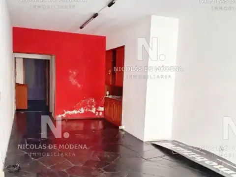 Local en zona de la Península.