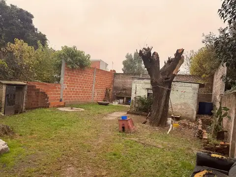 VENTA CASA 5 AMB EN V. DEL PINO  COCHERA Y JARDIN